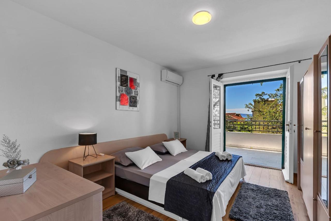 Apartment Ivo Makarska