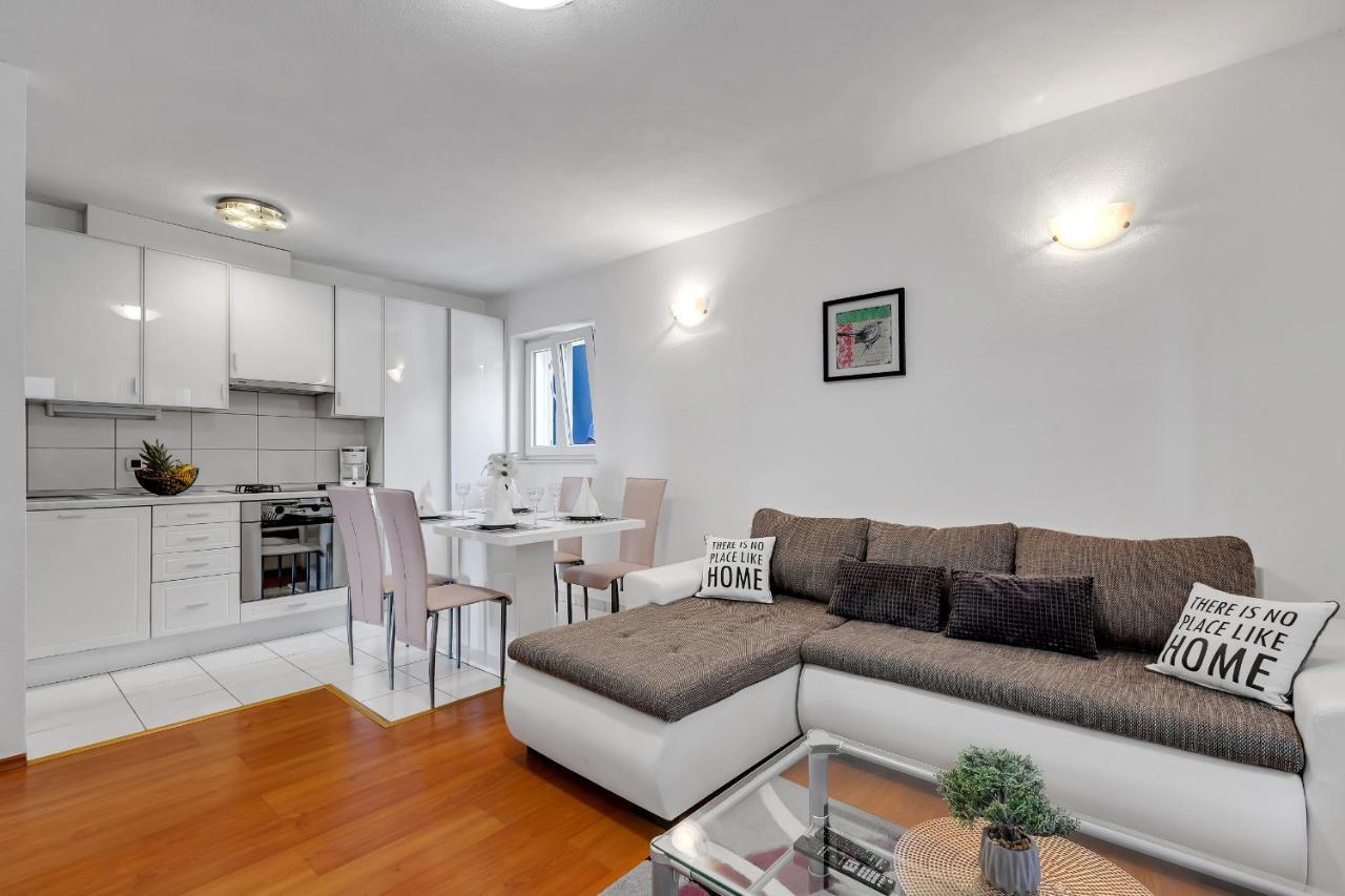Ivo Apartment